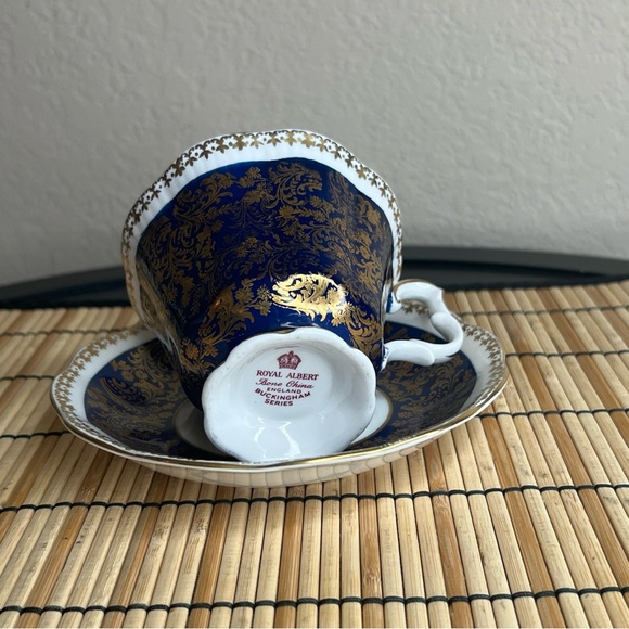 VTG Royal Albert Bone China Tea Cup & Saucer Buckingham Series Blue Gold READ - Picture 6 of 16